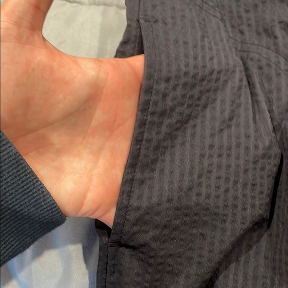 Vineyard Vines Hartley harbor coverup - Picture 9 of 10